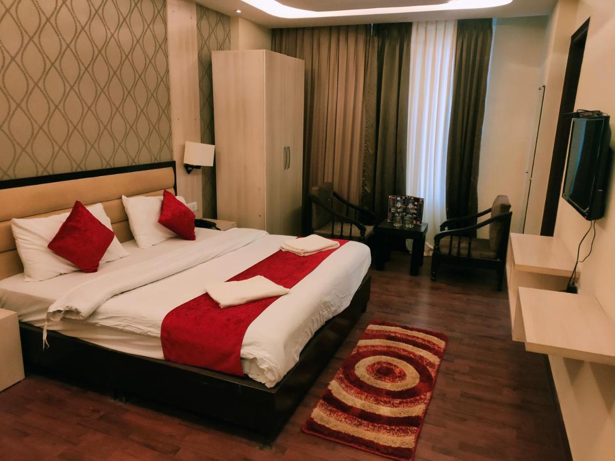 Hotel Royal Residency Manāli Dış mekan fotoğraf