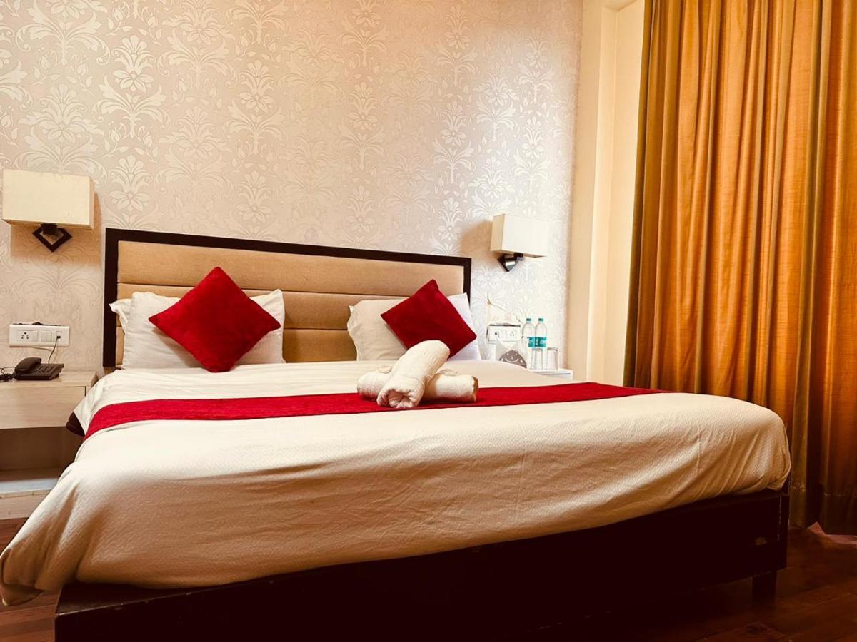 Hotel Royal Residency Manāli Dış mekan fotoğraf