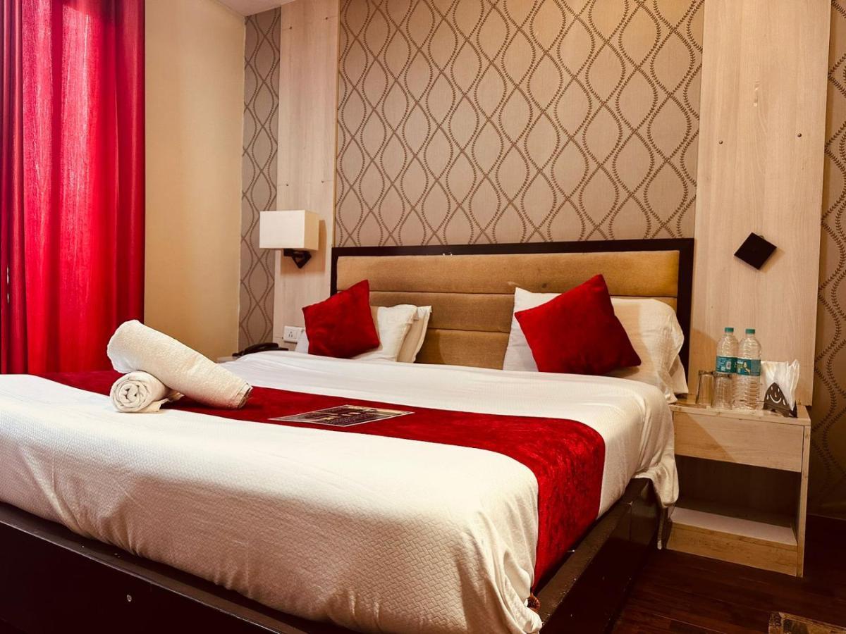 Hotel Royal Residency Manāli Dış mekan fotoğraf