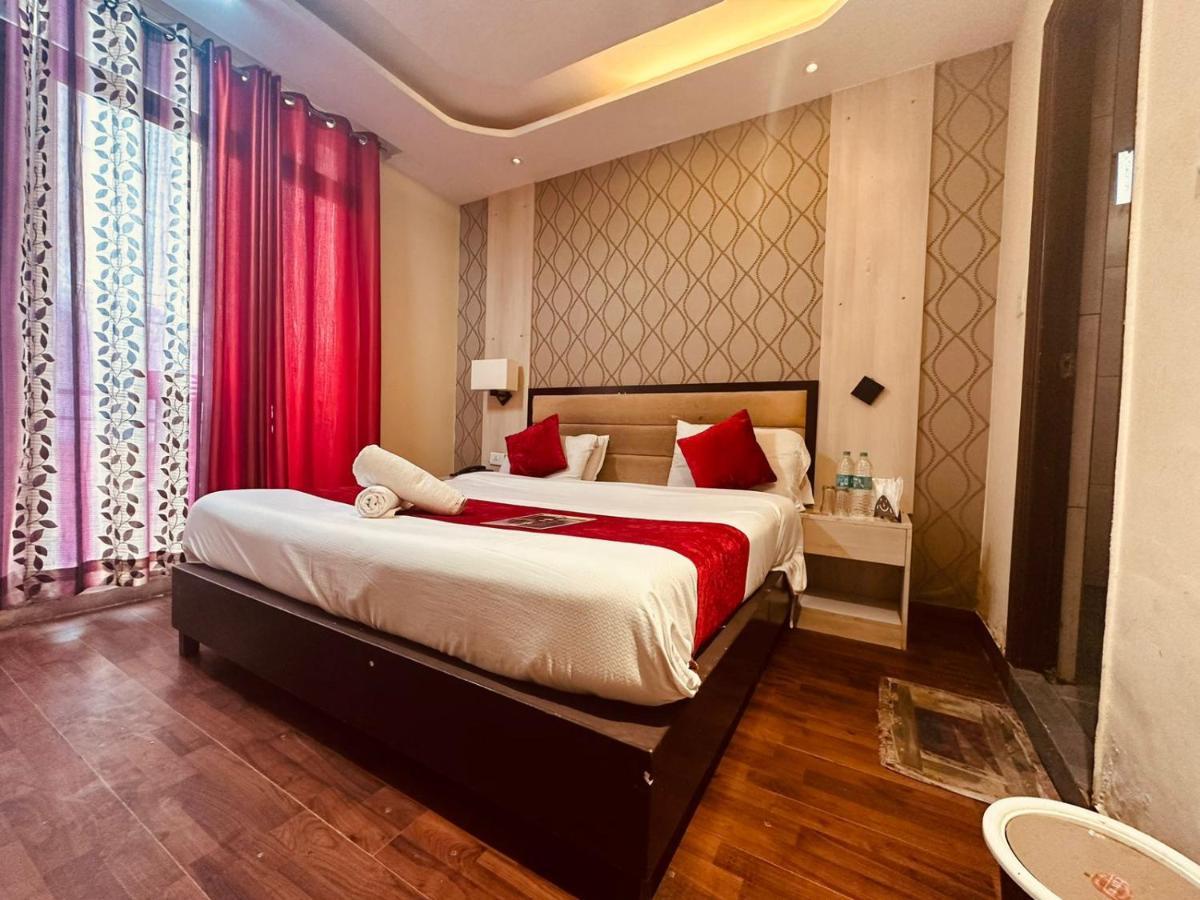 Hotel Royal Residency Manāli Dış mekan fotoğraf