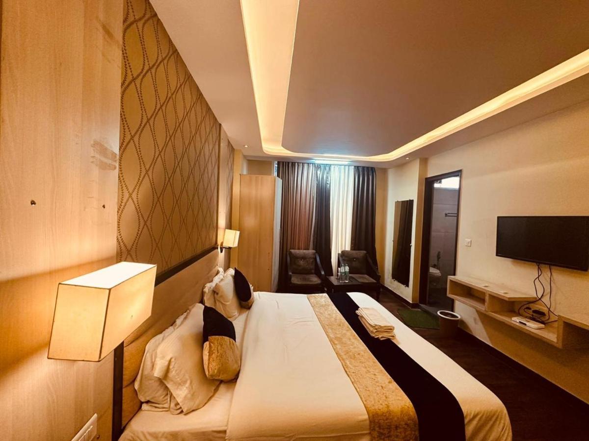 Hotel Royal Residency Manāli Dış mekan fotoğraf