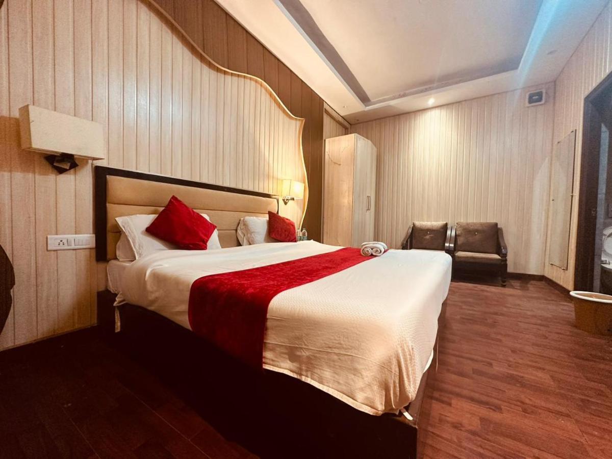 Hotel Royal Residency Manāli Dış mekan fotoğraf