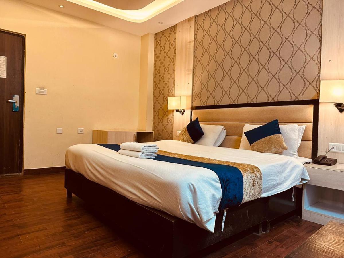Hotel Royal Residency Manāli Dış mekan fotoğraf