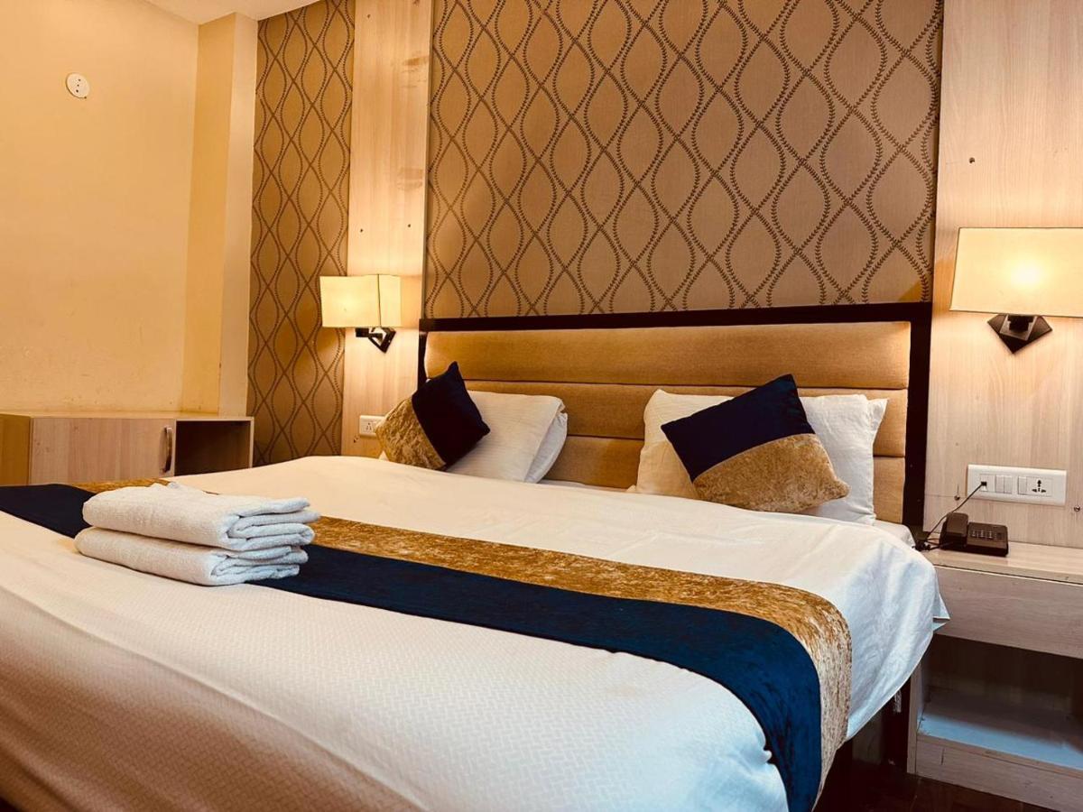 Hotel Royal Residency Manāli Dış mekan fotoğraf